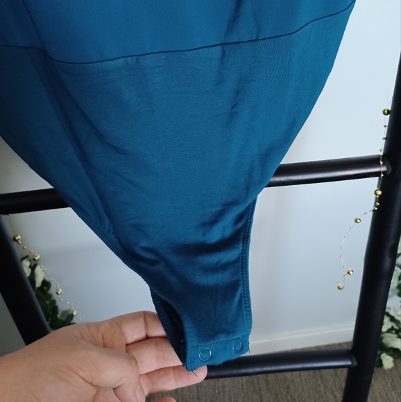 NWT Torrid Cami Bodysuit - Picture 4 of 8